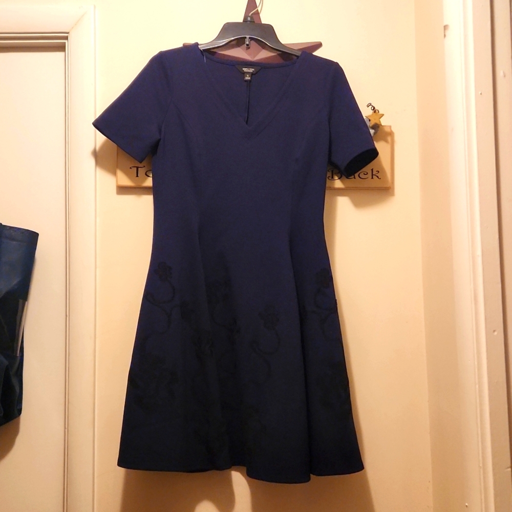 Simply Vera Wang cocktail dress